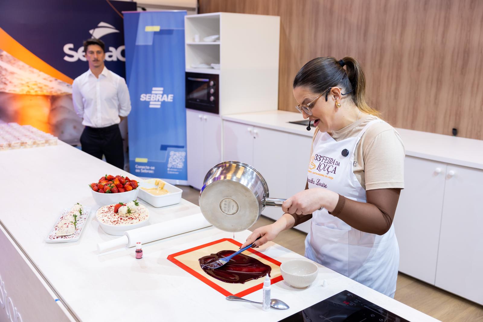 Feira da Louça 07/09/26 |Influenciadora Amandha Louise
