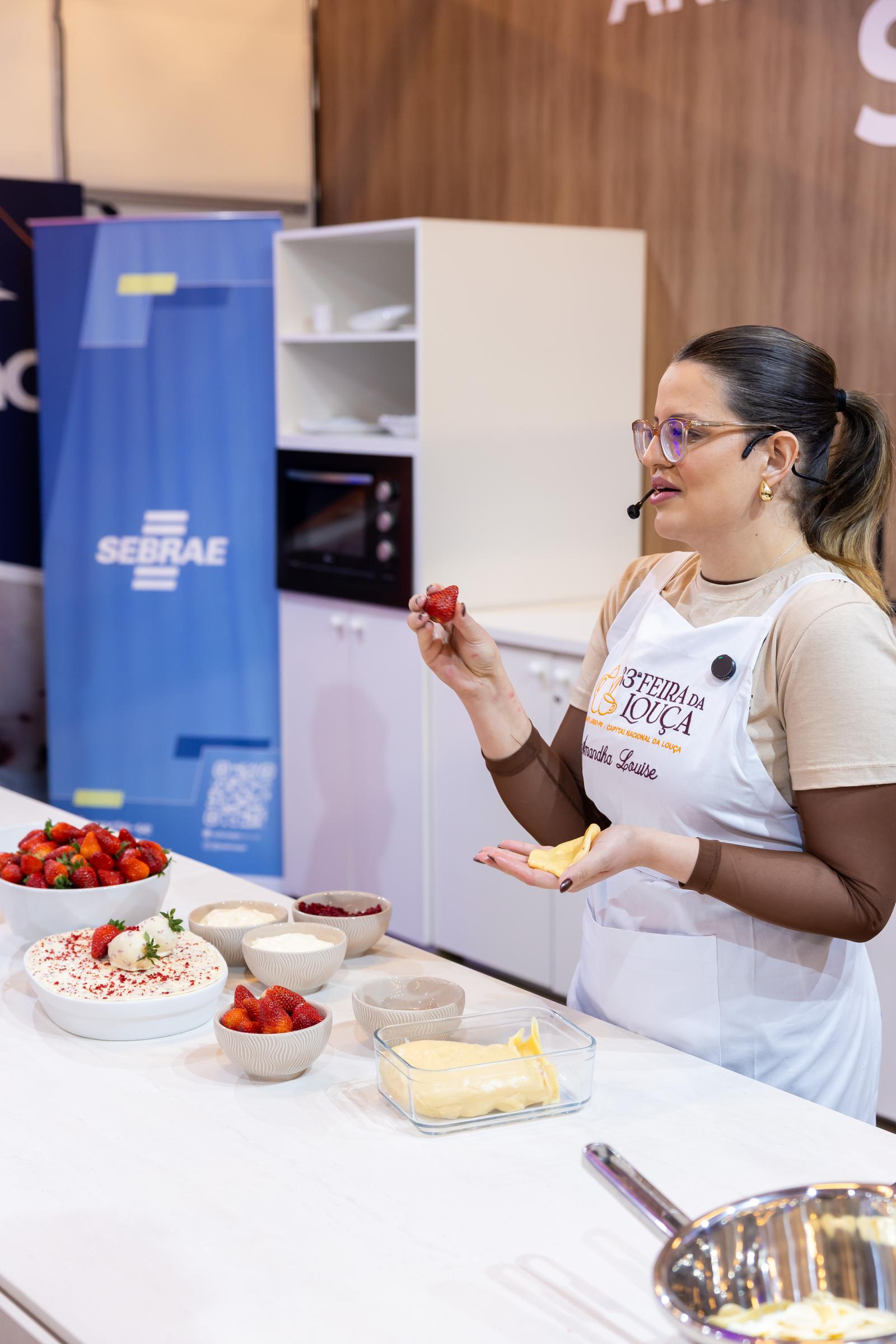 Feira da Louça 07/09/26 |Influenciadora Amandha Louise