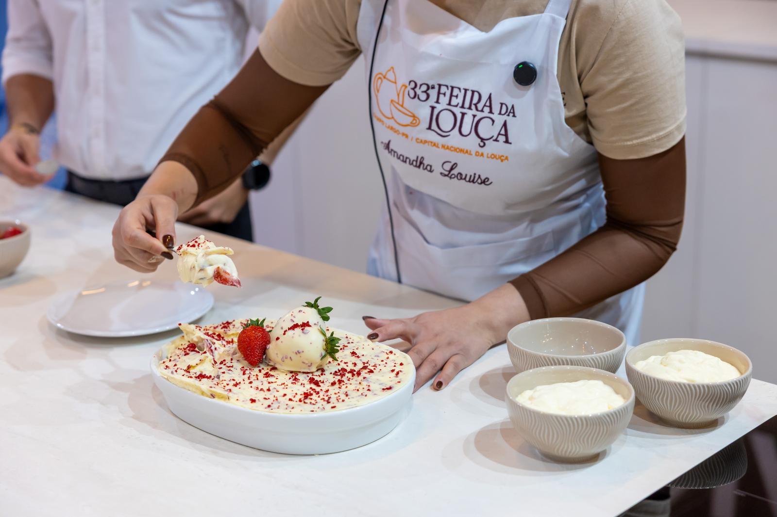 Feira da Louça 07/09/26 |Influenciadora Amandha Louise